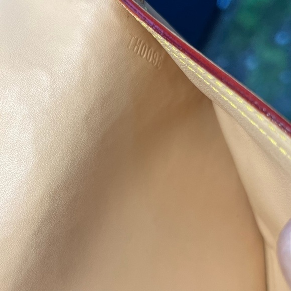 Louis Vuitton Murakami Multicolor Porte Trésor International Wallet w/chain - Picture 7 of 15